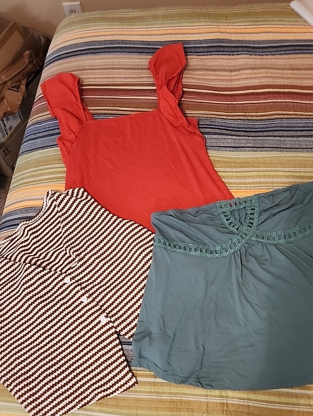 3 Tops Bundle 1Xl  FREE TEE